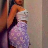Diana, 25
