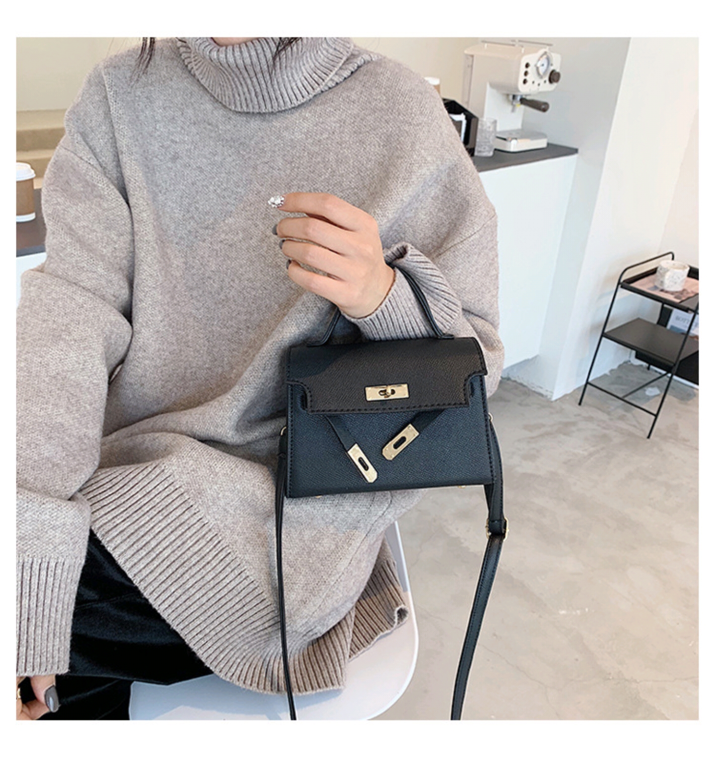 Women's shoulder sling bag thumb 2